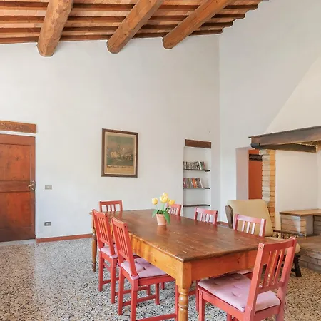 Fattoria La Striscia Farm stay *